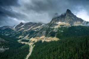 Trails & Lakes Region: Attractions in the Cascade Mountains