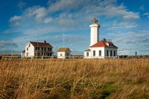 Guiding Lights: 10+ Scenic Washington Lighthouses to Explore