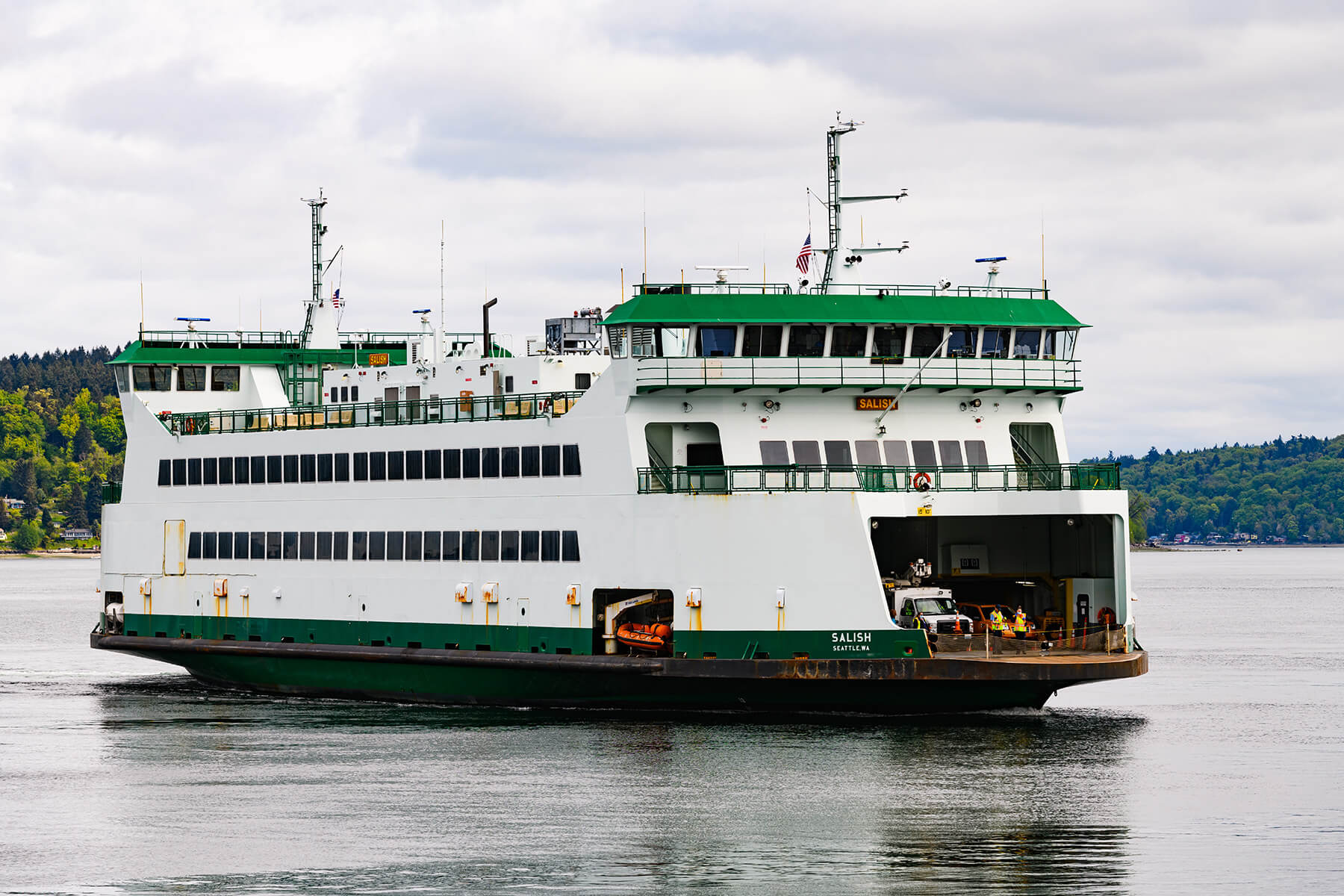 A ferry travels between Point Defiance and Tahlequah. 