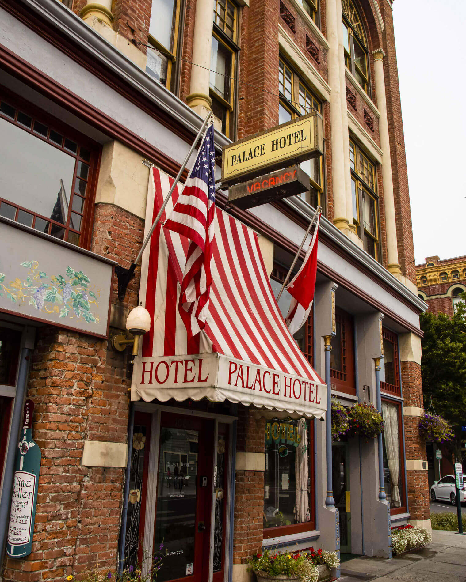 Photo of the exterior of the Palace Hotel in Port Townsend.