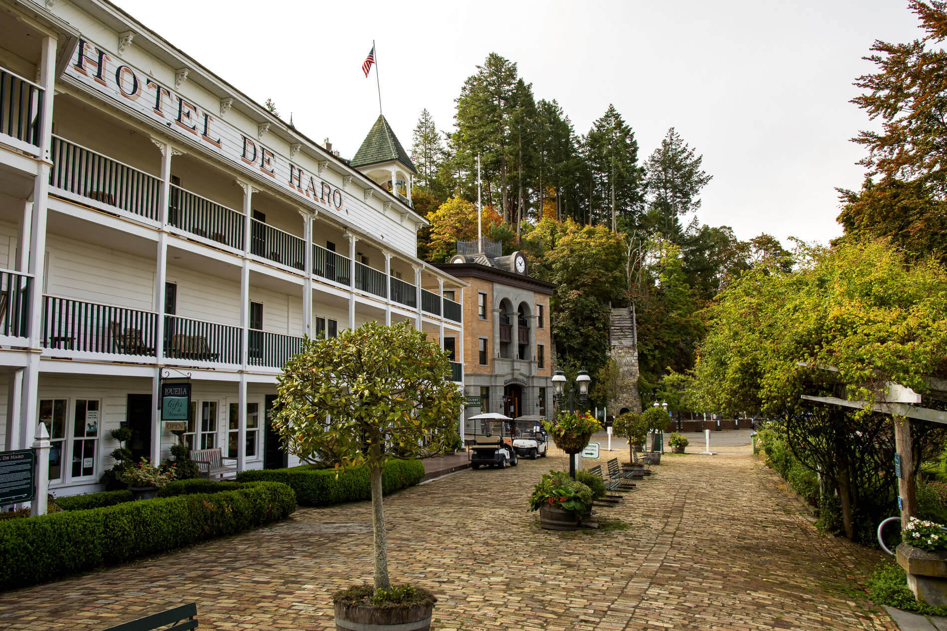 A photo of the exterior of the historic Hotel de Haro in Roche Harbor on San Juan Island.