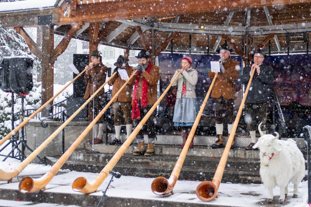 Photo of a group of people playing long instruments in Leavenworth