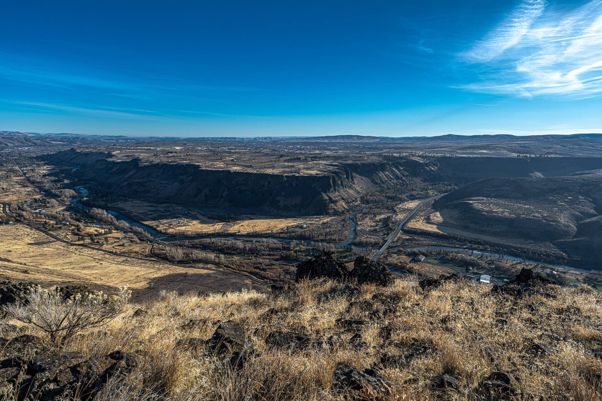 Arid hills